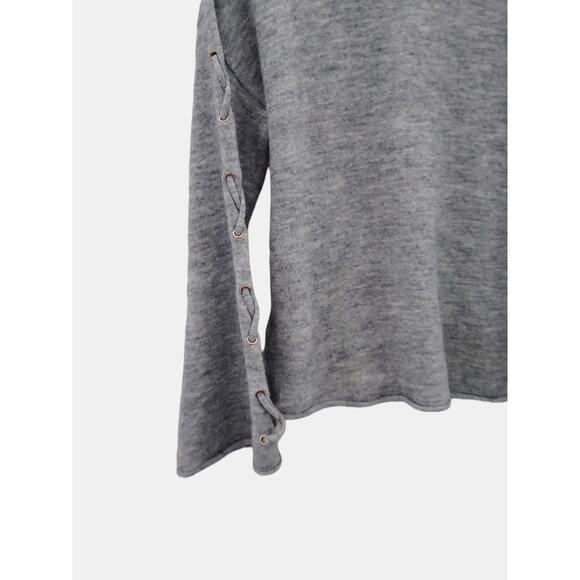 EUC H&M Lace Up Bell Sleeve Top - Small - Picture 6 of 8